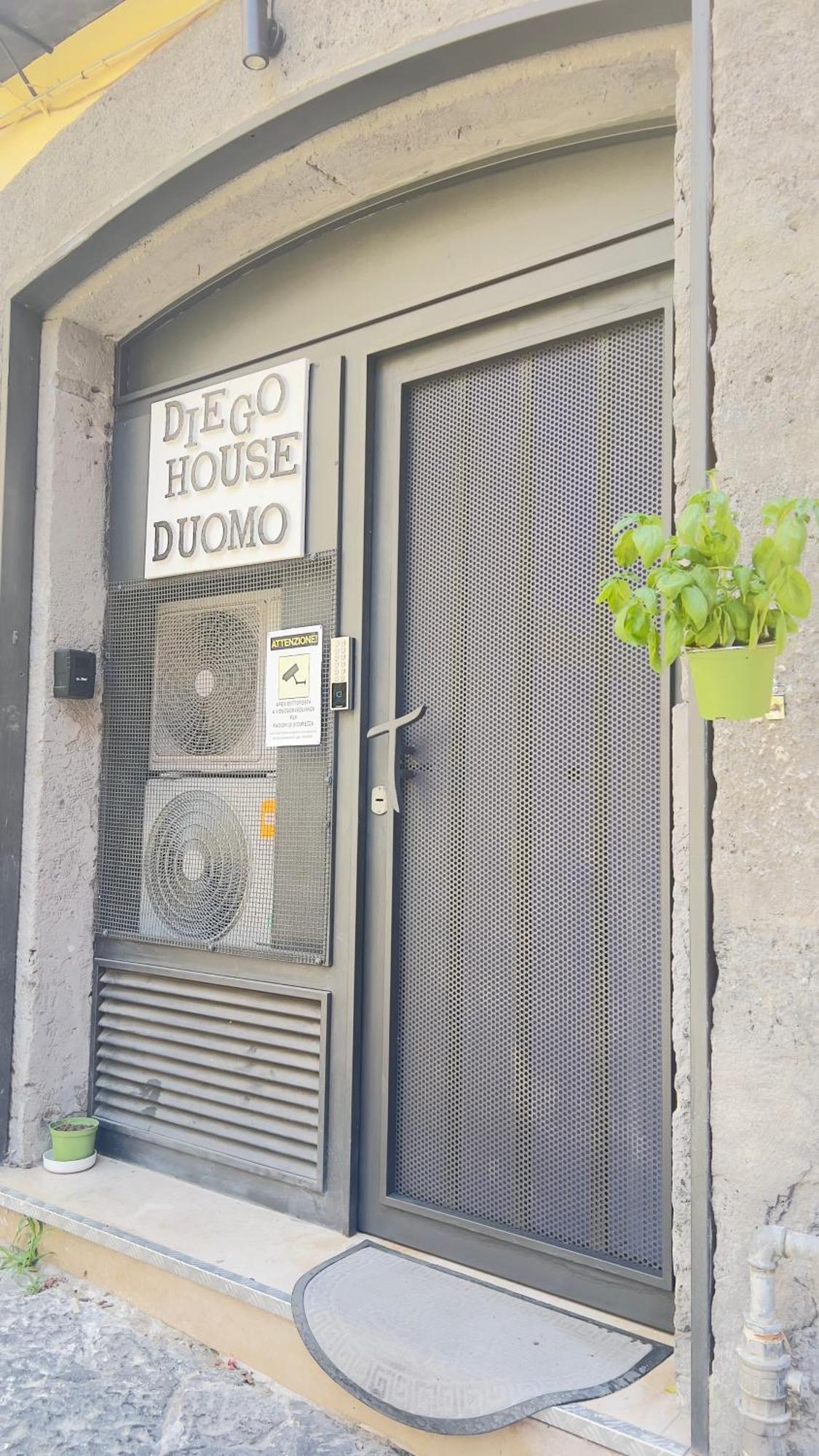Diego Hause Duomo Naples Exterior photo